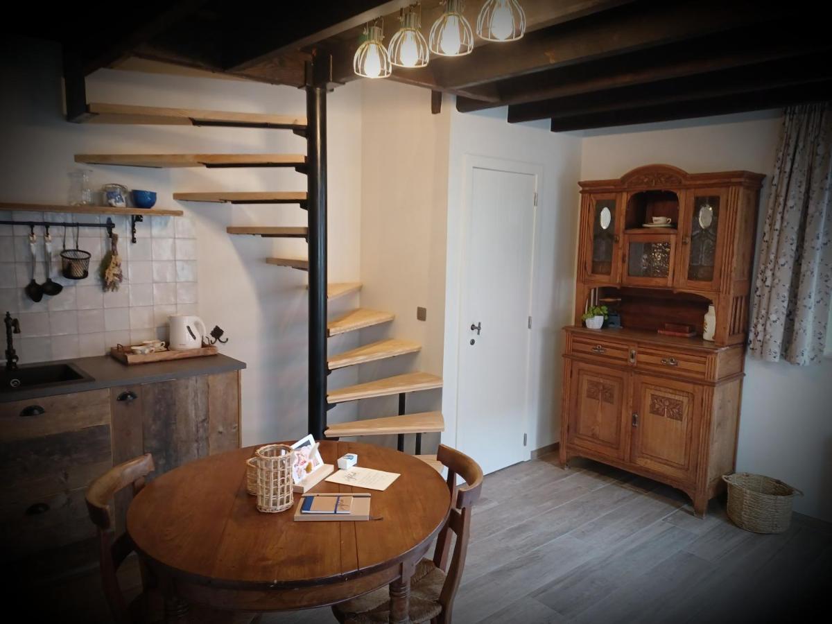 Gastenkamer Klein Geluk Brugge Dış mekan fotoğraf